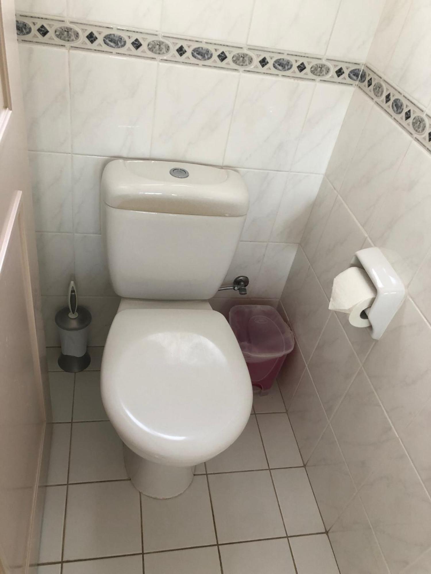 Regina Gardens - Spacious 3 Bed, 2 Bath Maisonette Paphos Eksteriør bilde